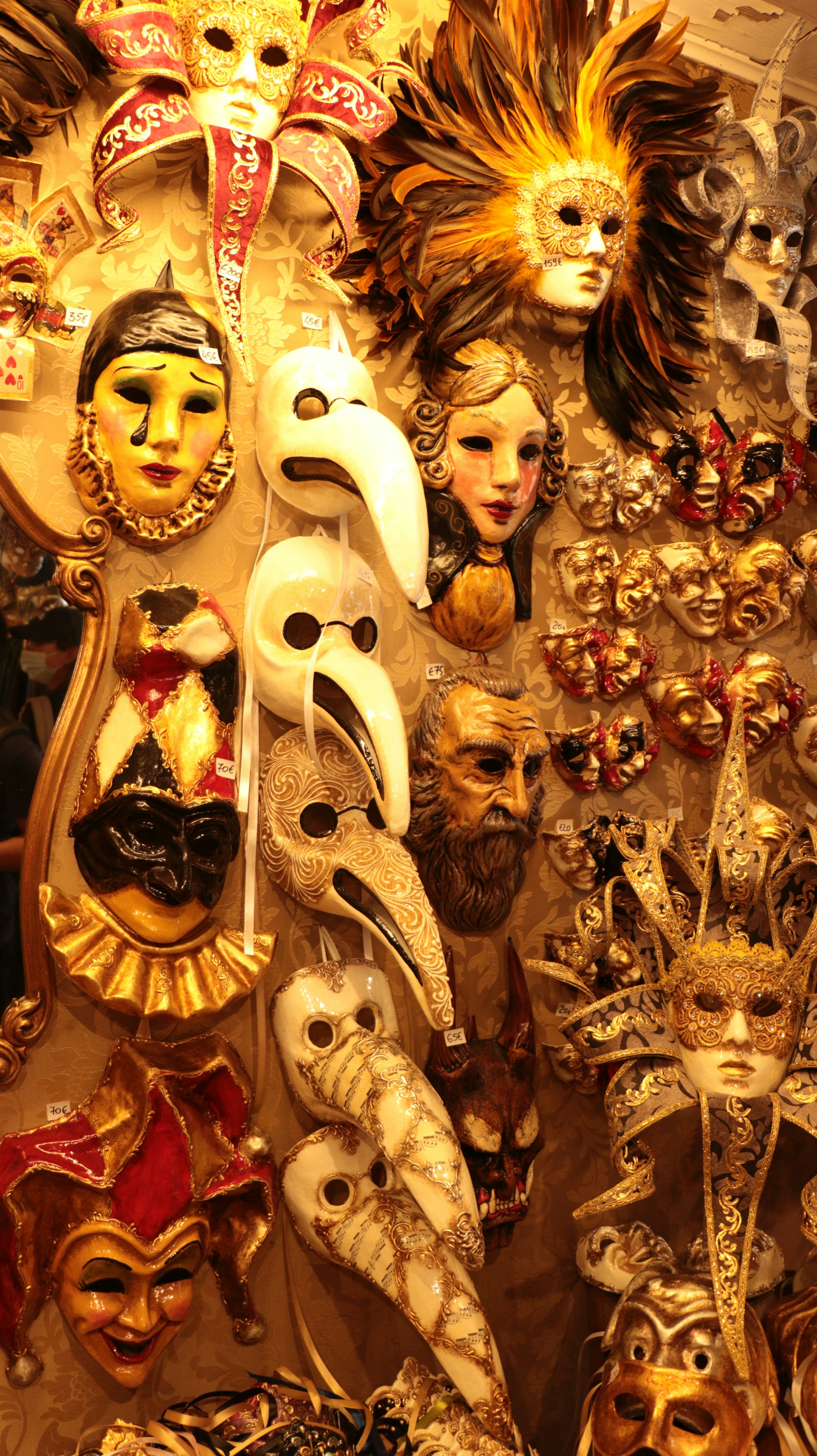 Carnival of Venice with Kids: Mask-Making Workshops and Best Viewing Spots