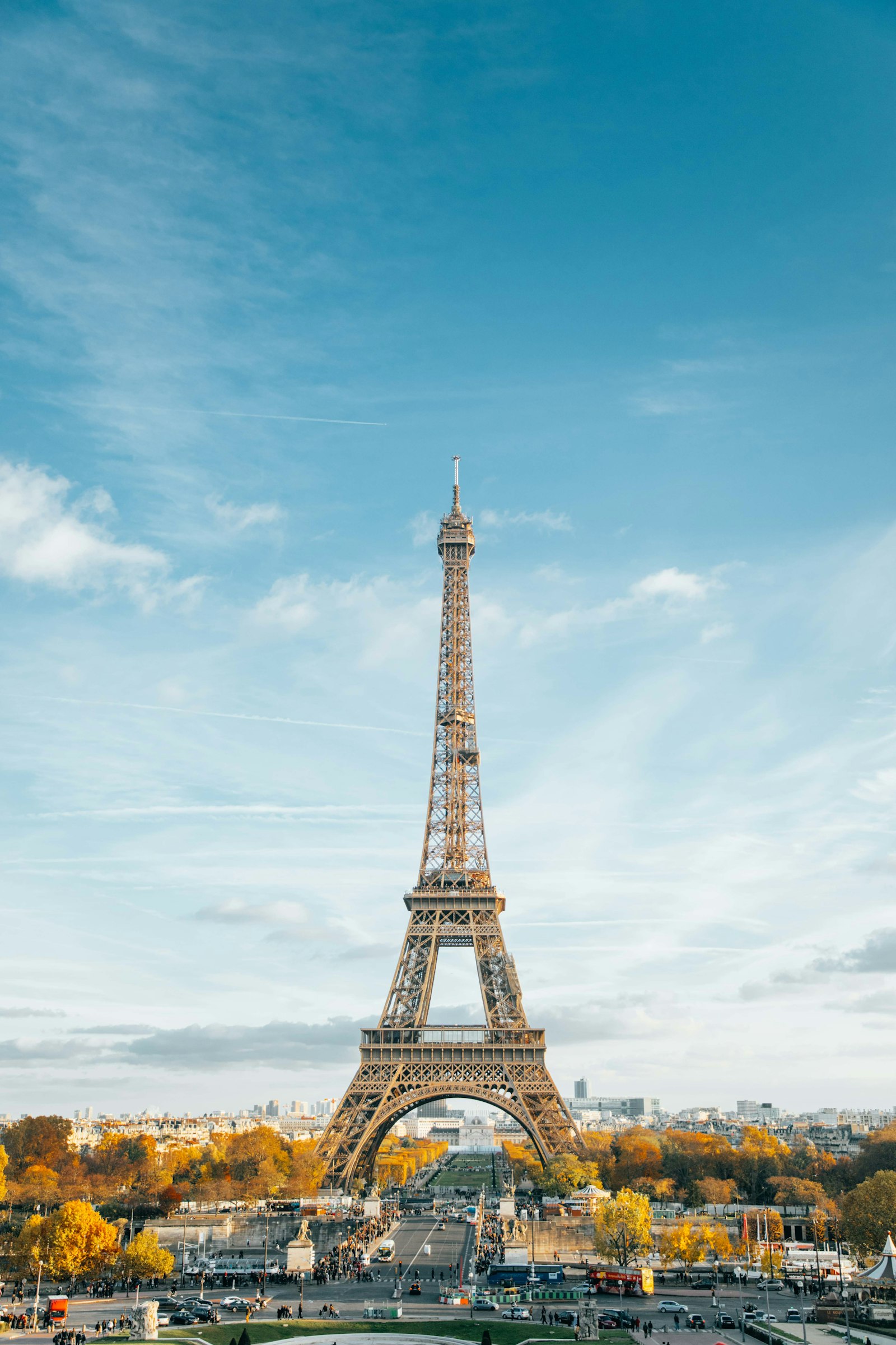 Bad Bunny Paris 2026 at Paris La Défense Arena: Family Travel Guide for the Sold-Out Conejo Malo Show